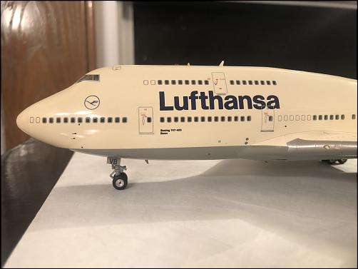 Herpa Premium Lufthansa 747-400 &quot;Bonn&quot;-img_7886.jpg