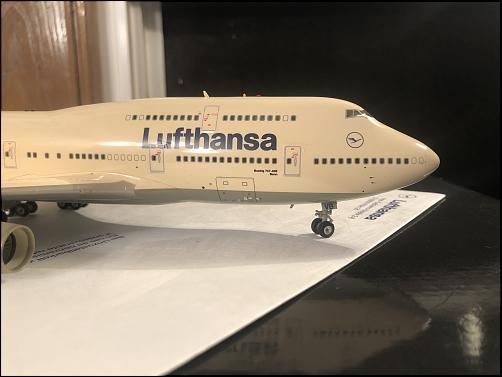 Herpa Premium Lufthansa 747-400 &quot;Bonn&quot;-img_7890.jpg