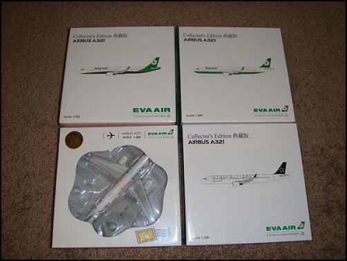 1/200 EVA AIR Official Models-eva_a321-set.jpg