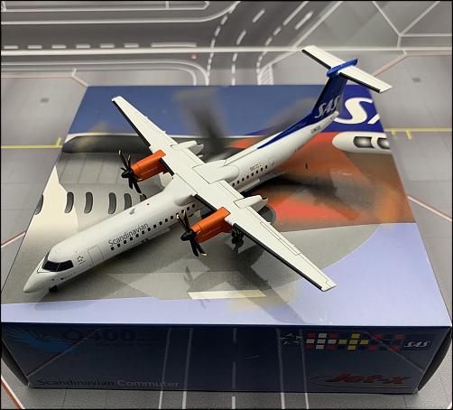 Jet-X 1:200 SAS Bombardier Q400-906b3b6d-5d12-4511-a33f-93a4cf64f4b5.jpg