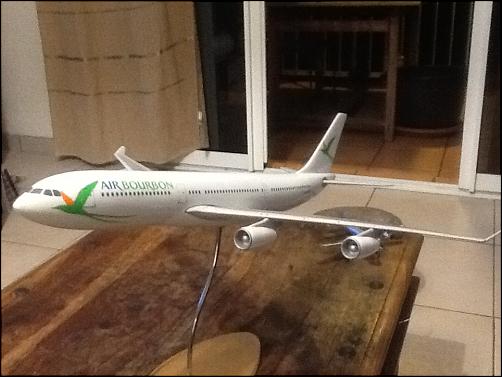 Air Bourbon A340 travel agency model-image.jpg