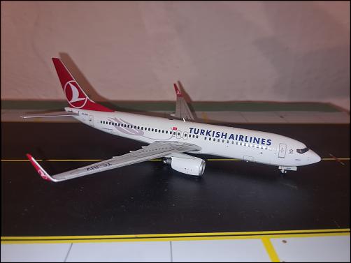 Turkish Airlines 737-800 737-900 1:200-20201026_214638-1-.jpg
