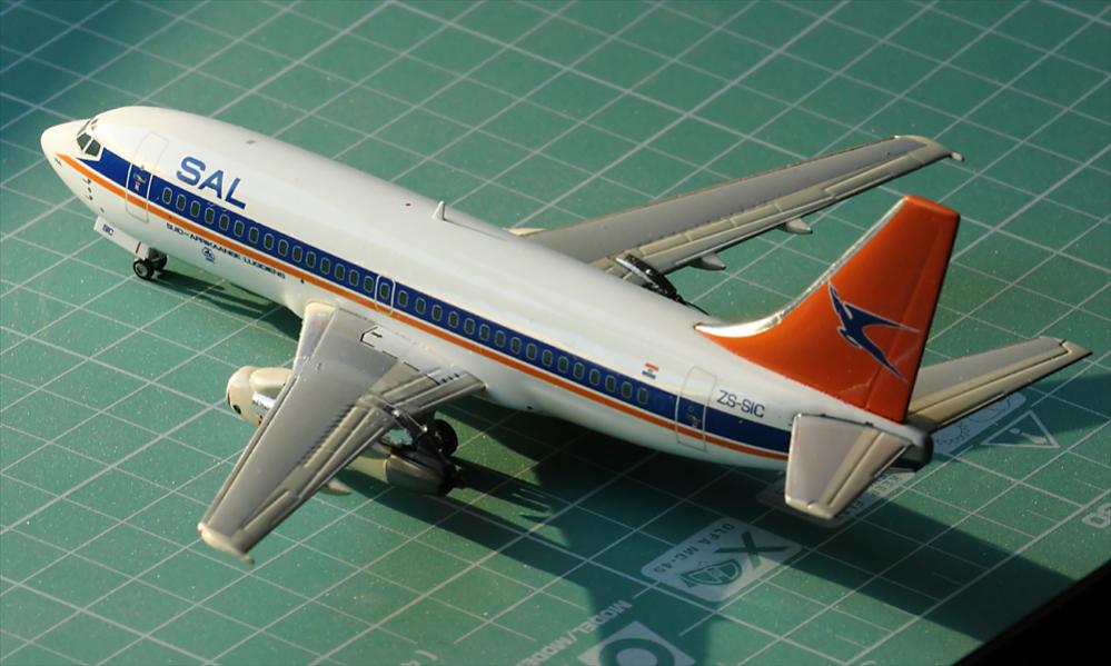 Details about   INFLIGHT 1:200 SAL SOUTH AFRICAN AIRWAYS B737-200 Diecast Aircarft Model ZS-SIC