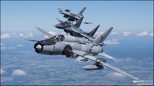 Calibre Wings Su-22 Fitter (ETA 2035)-c425efb9-acf4-46fe-9e60-6eabde7609aa.jpeg
