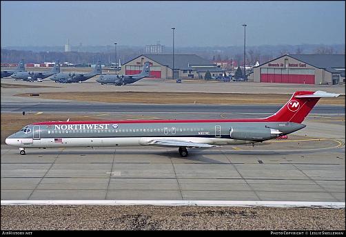 Gemini Jets 400 Wishlist-northwest-md-80-1989-n307rc.jpg