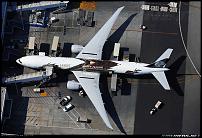 Boeing 777-300ER ANA Star Wars BB-8-2505488.jpg