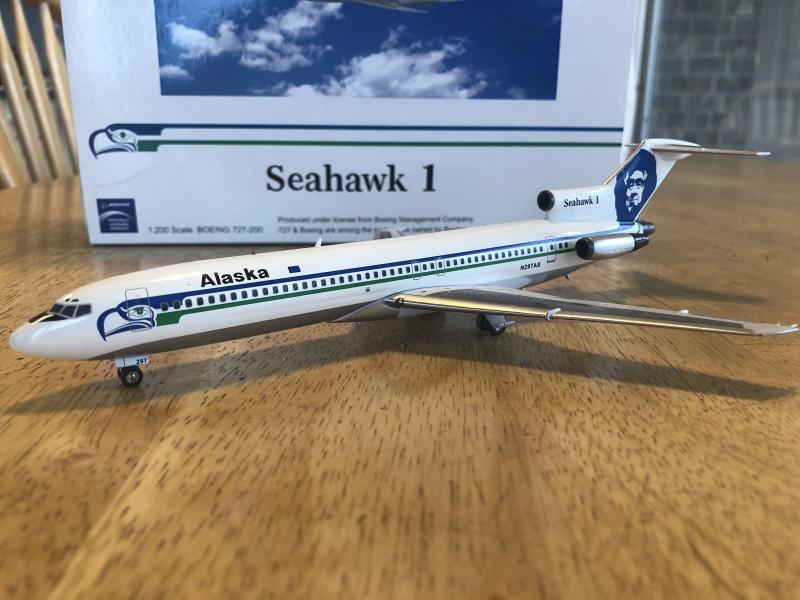 Alaska Seahawk 1-1:200 IF722020 Boeing 727-200 Inflight