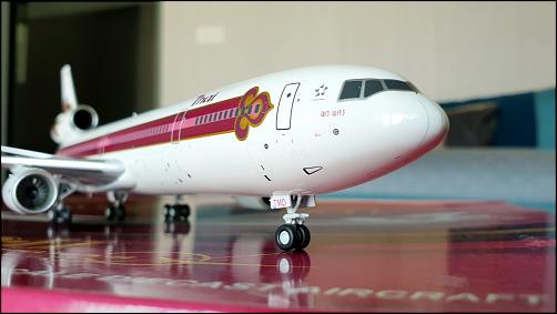 タイ国際航空 MD-11 HS-TMD 1/200 タイ国際航空 MD-11 HS-TMD 1/200