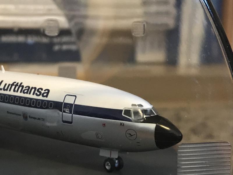 Herpa 559102-1/200 Airplane Hangar Display Case Neu 