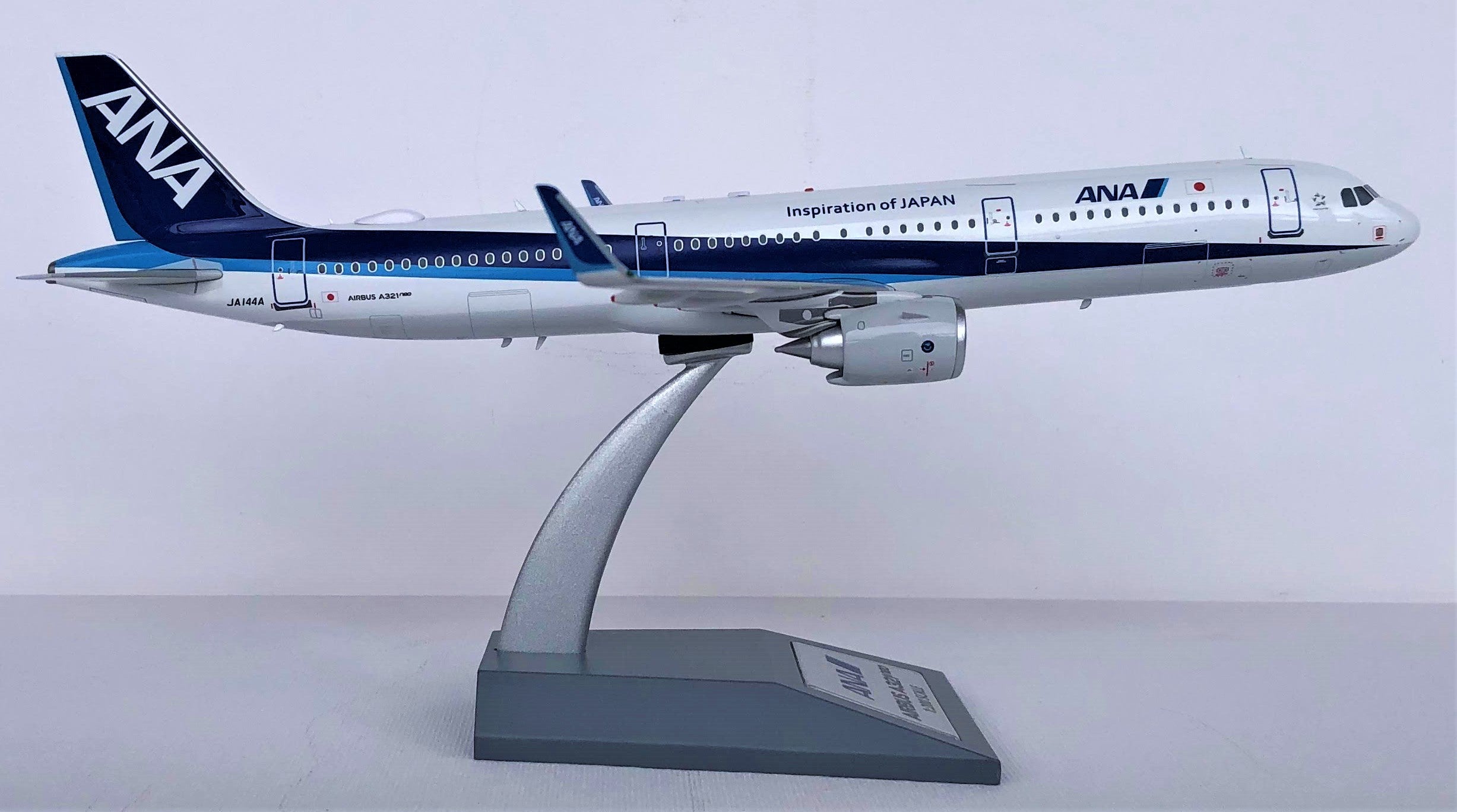 1:200 Airbus A321 NEO ANA (Item JF-A321-022) - DA.C