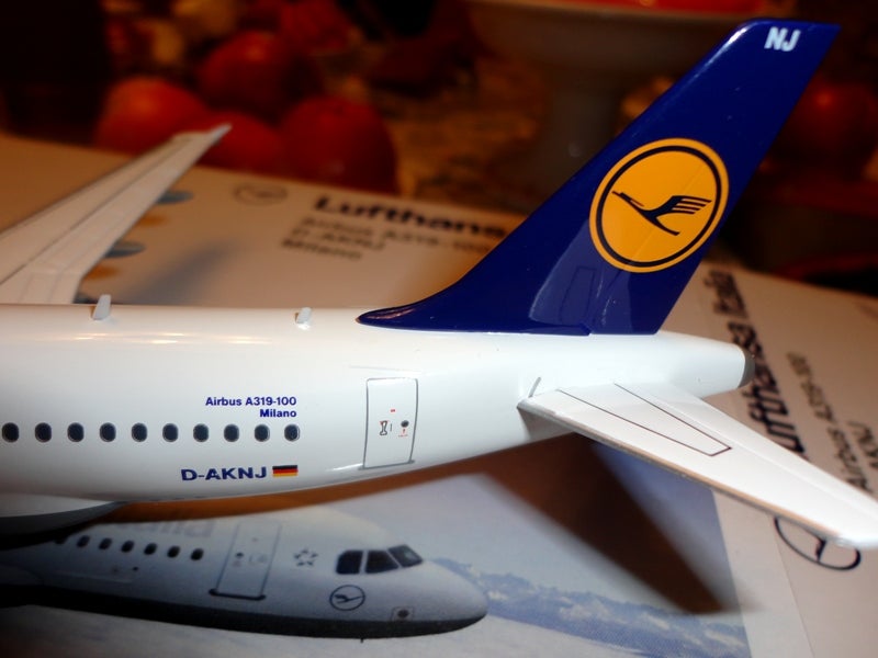 HERPA WINGS Lufthansa Airbus a319 lu 1:100 612722